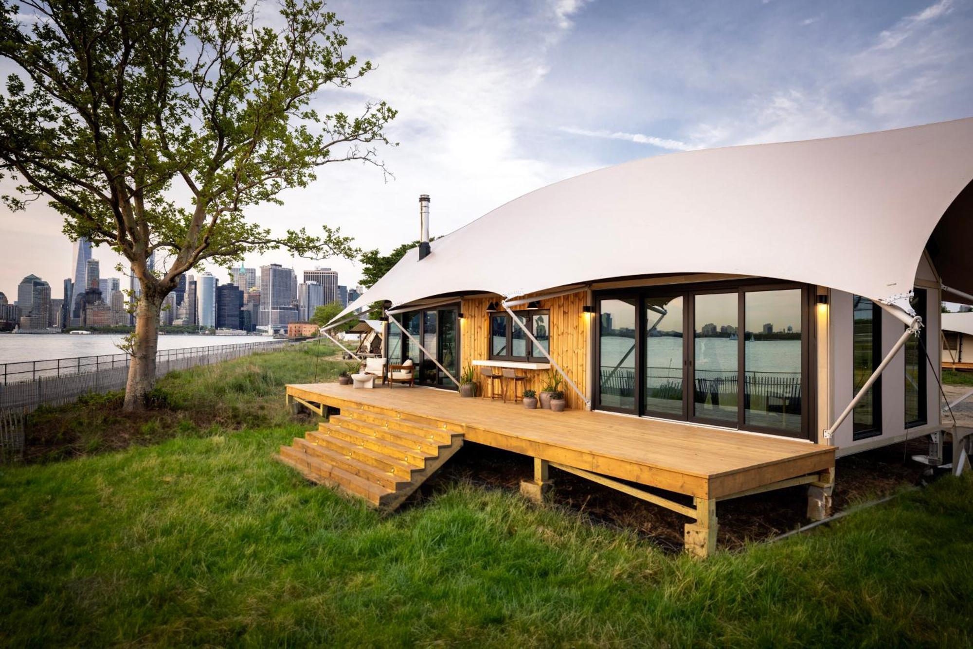 Tapak perkhemahan Collective Retreats Governors Island